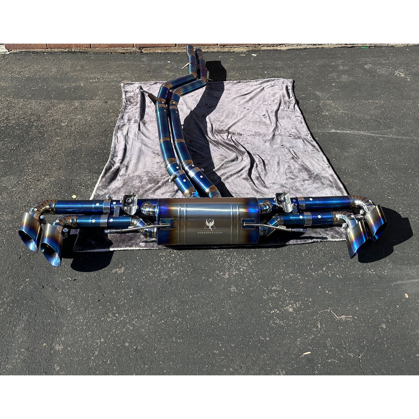 Lamborghini Urus | Phoenyx Design Titanium Exhaust System