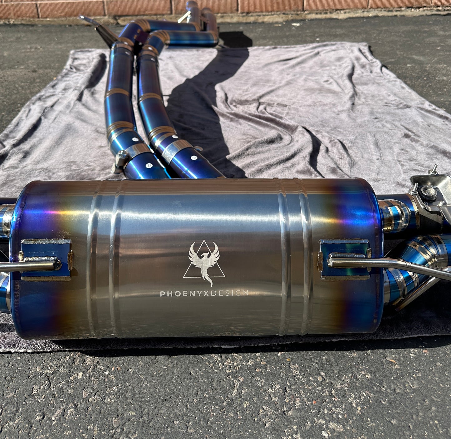 Lamborghini Urus | Phoenyx Design Titanium Exhaust System