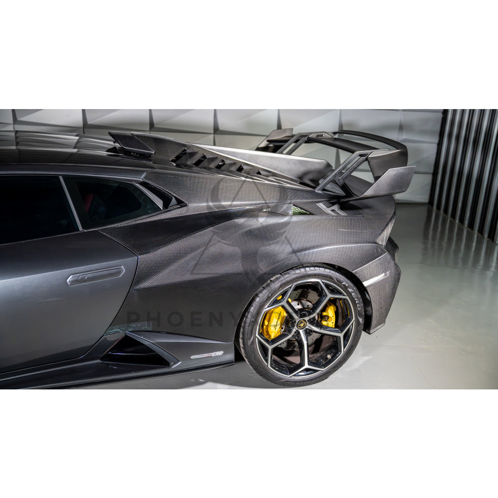 Lamborghini Huracan | Phoenyx Design Carbon Fiber Sto Style Body Kit