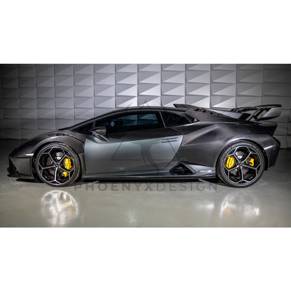 Lamborghini Huracan | Phoenyx Design Carbon Fiber Sto Style Body Kit