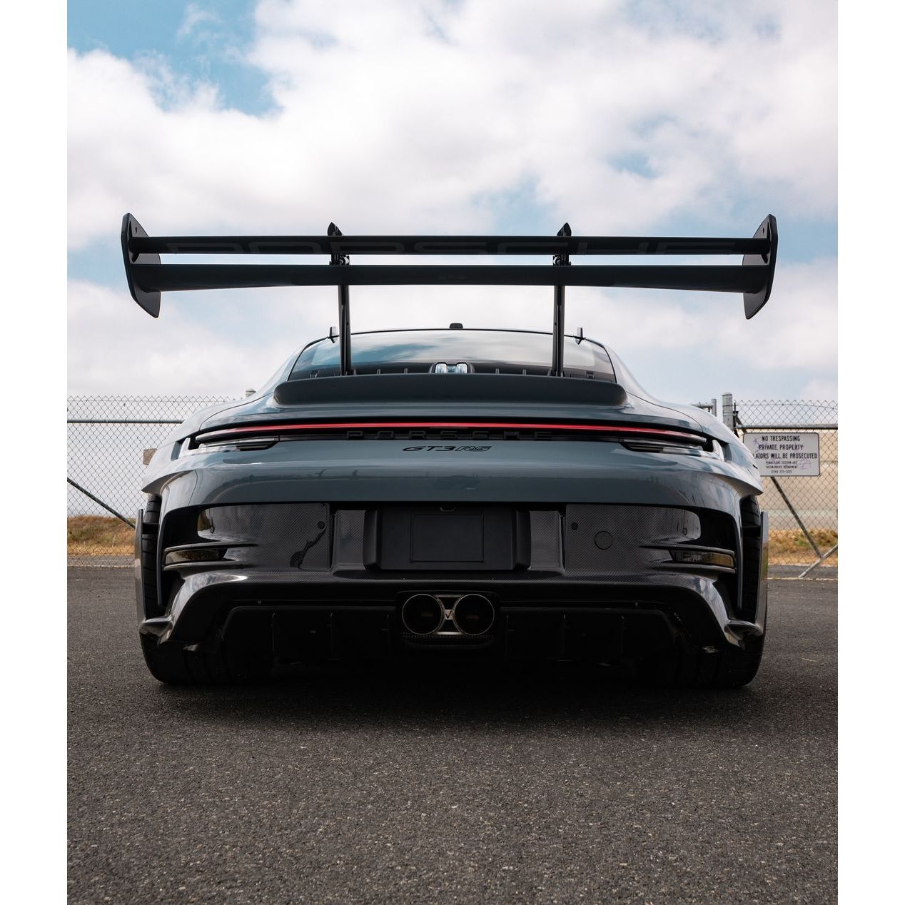 Porsche 992 GT3RS | Phoenyx Design Carbon Fiber Rear Diffuser with Uprights