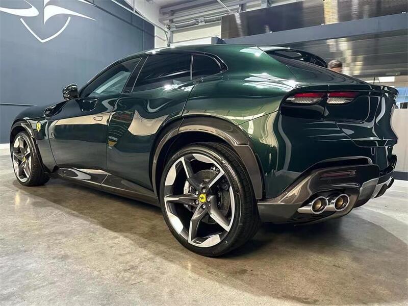 Ferrari Purosangue | Phoenyx Design Carbon Fiber Side Skirts