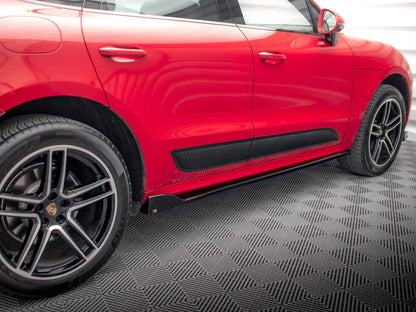 Porsche Macan | Phoenyx Design Carbon Fiber Side Skirts