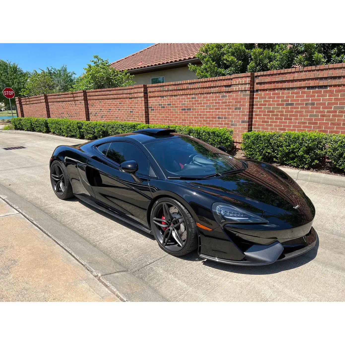 McLaren 570S | Phoenyx Design Carbon Fiber Roof Scoop