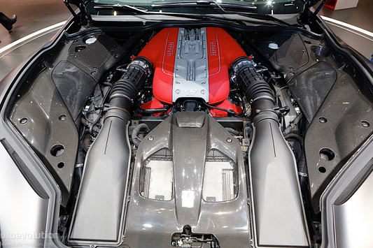 Ferrari 812 | Phoenyx Design Carbon Fiber Engine Bay Set