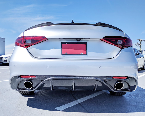 Alfa Romeo Giulia | Phoenyx Design Carbon Fiber Rear Diffuser