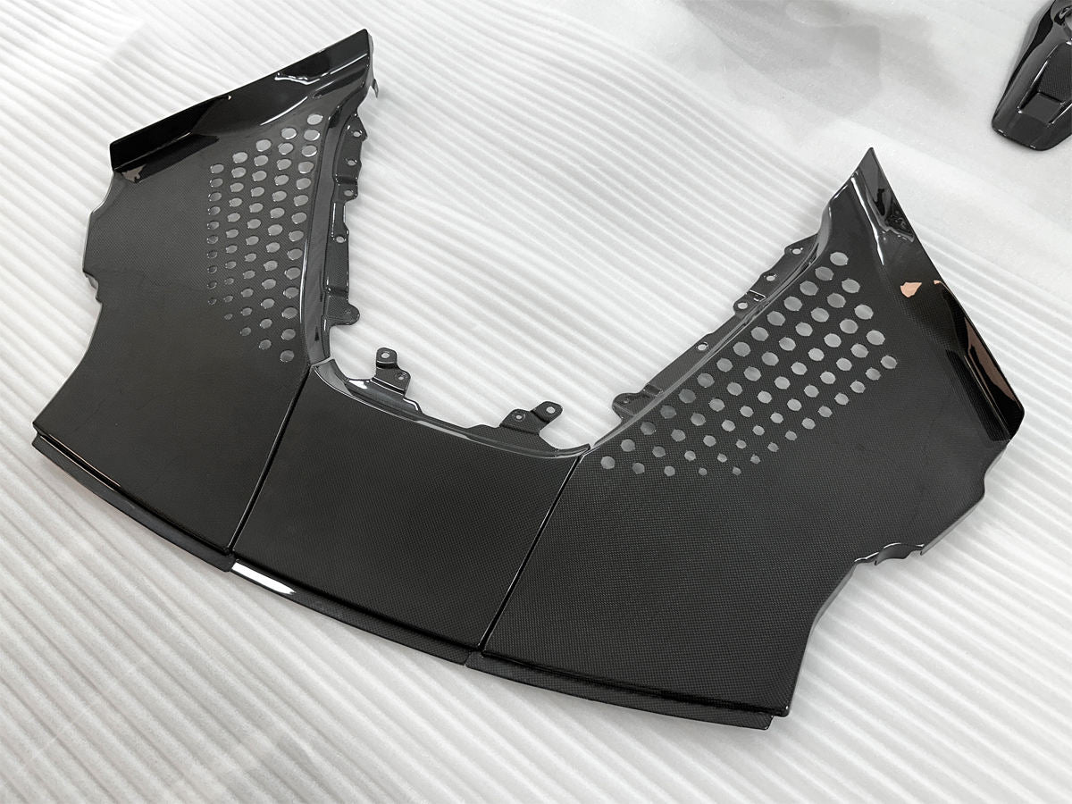 Ferrari SF90 | Phoenyx Design Carbon Fiber Engine Cover