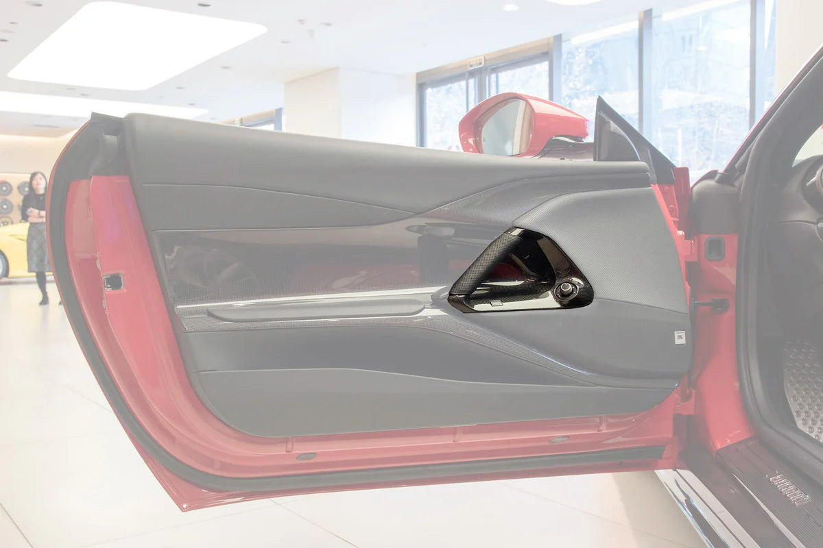 Ferrari 812 | Phoenyx Design Interior Door Handle Trim