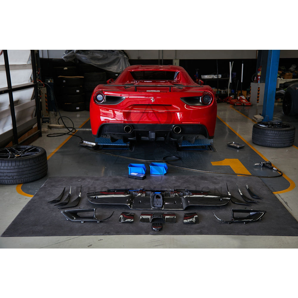 Ferrari 488 | Phoenyx Design Carbon Fiber Body Kit