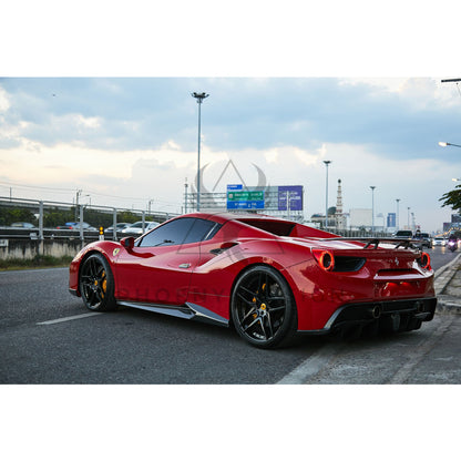 Ferrari 488 | Phoenyx Design Carbon Fiber Body Kit