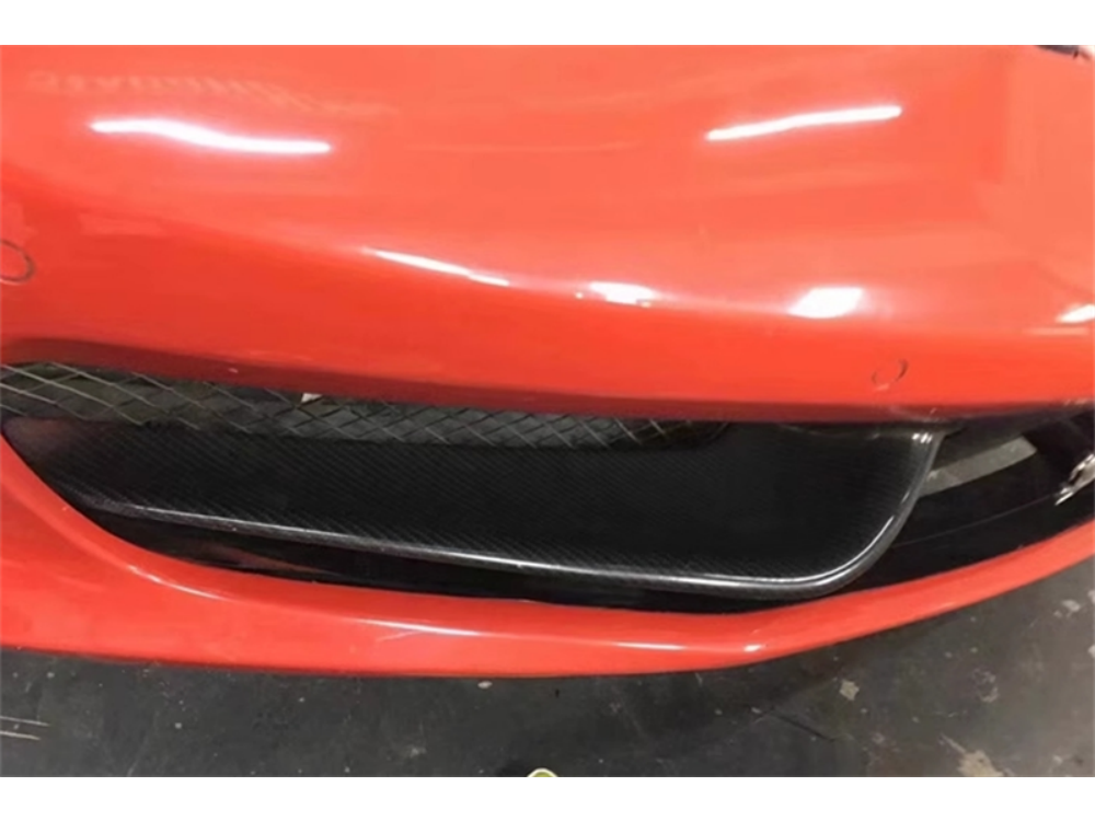 Ferrari 458 | Phoenyx Design Carbon Fiber Front Bumper Trim