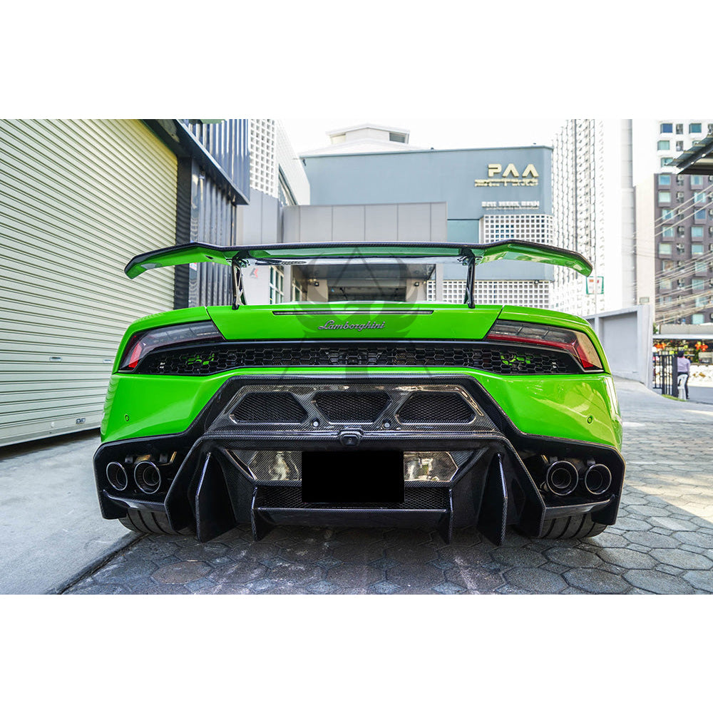 Lamborghini Huracan | Phoenyx Design Carbon Fiber Body Kit