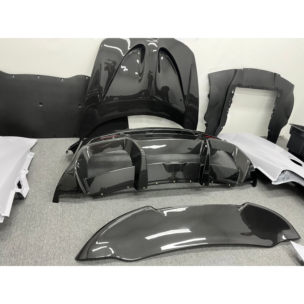 Mclaren Mp4-12C/650S/675Lt | Phoenyx Design Carbon Fiber 675Lt Conversion Rear Bumper