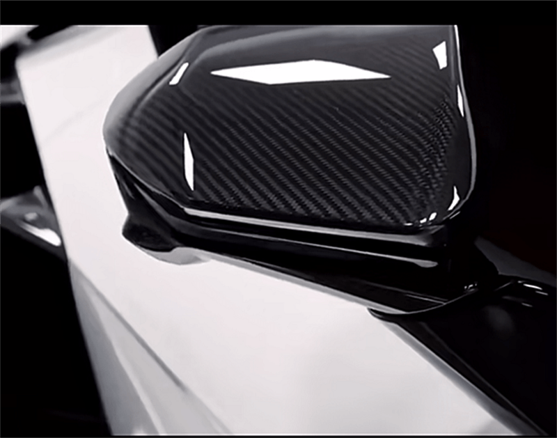 Lamborghini Revuelto | Phoenyx Design Carbon Fiber Mirror Caps