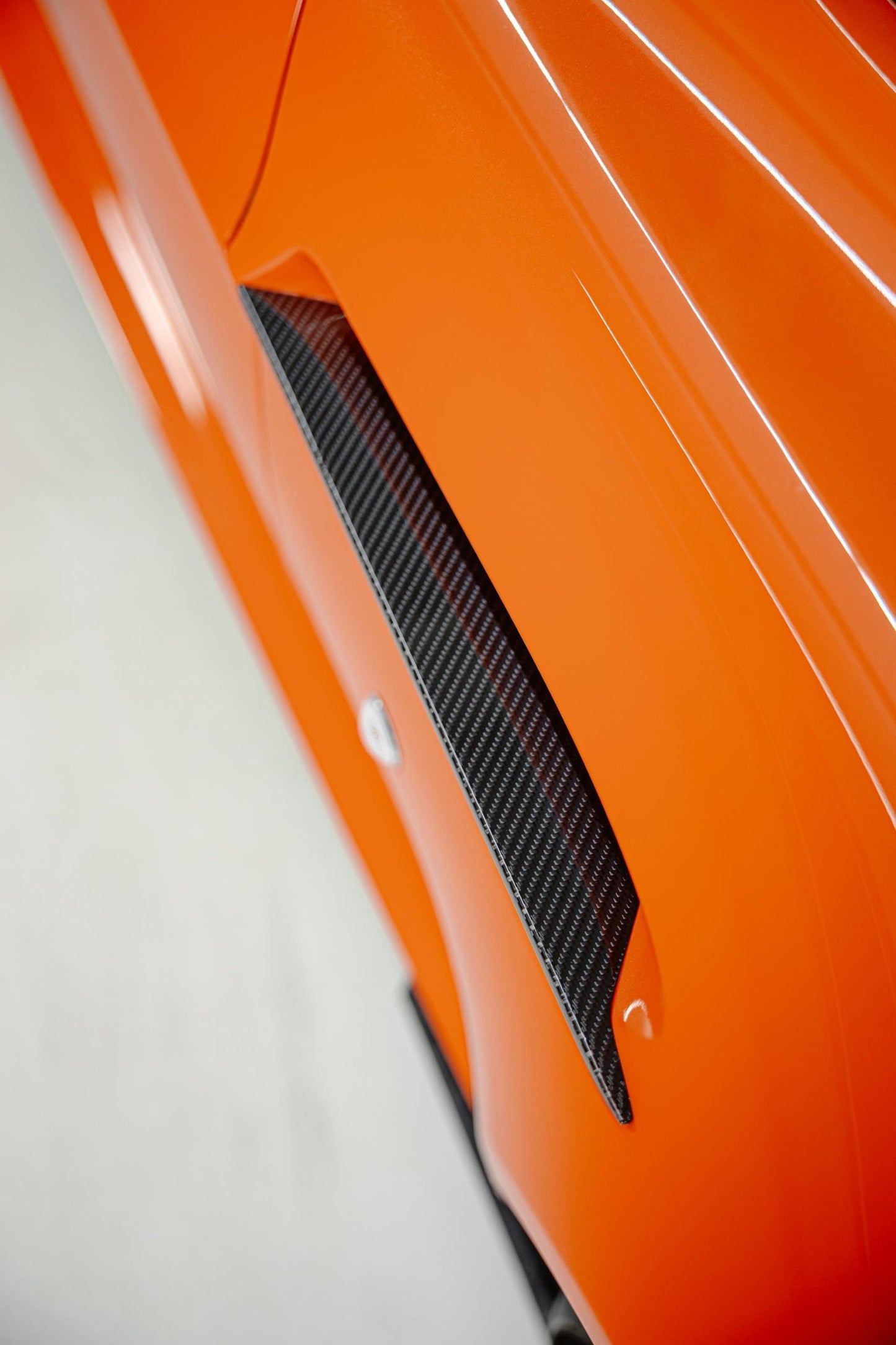 Aston Martin V8/V12 Vantage | Phoenyx Design Carbon Side Vents