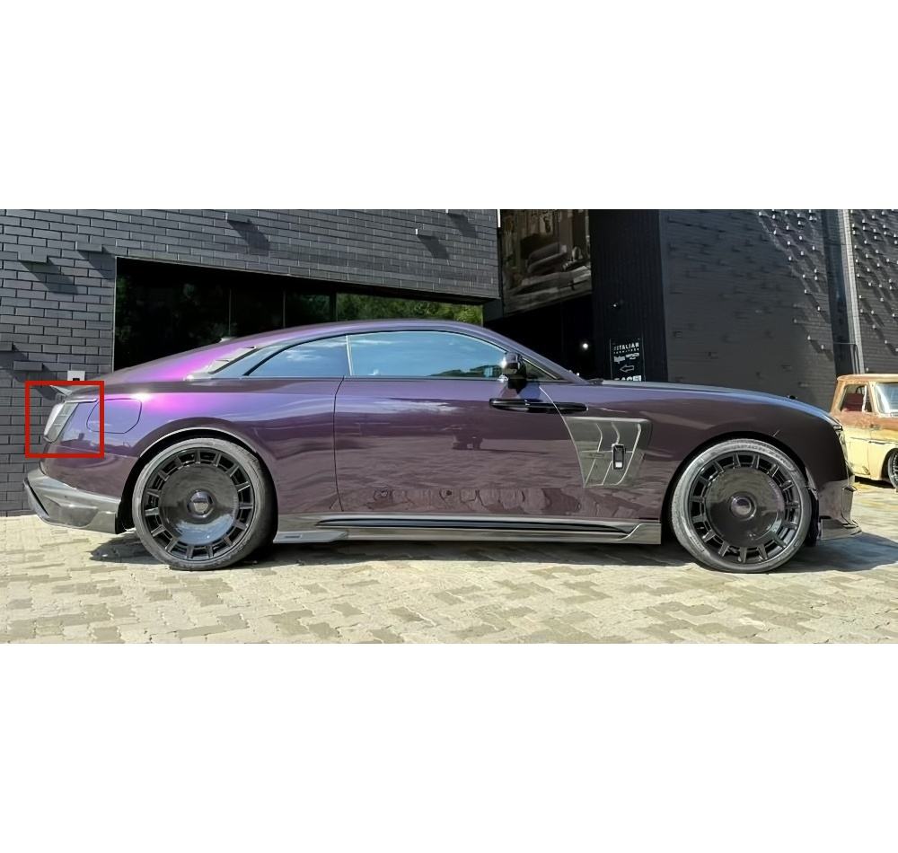 Rolls-Royce Spectre | Phoenyx Design Carbon Fiber Rear Taillight Trim